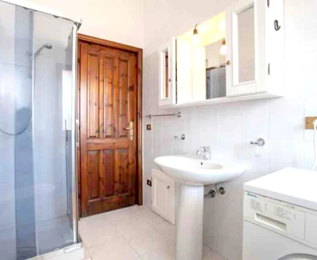 Suaredda City View Apartment: Beach Proximity & Furnished Balcony San Teodoro  Italy