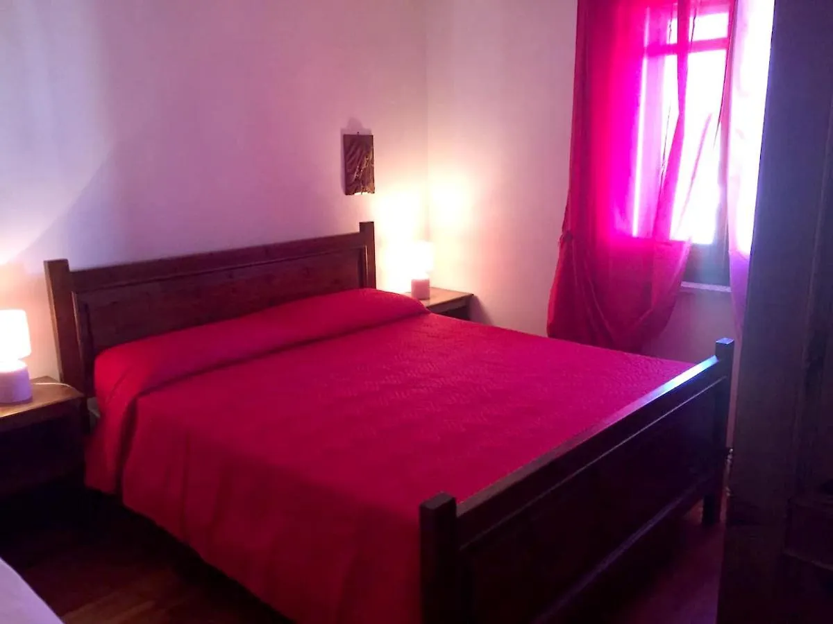 Suaredda City View Apartment: Beach Proximity & Furnished Balcony San Teodoro  San Teodoro (Sardinia)