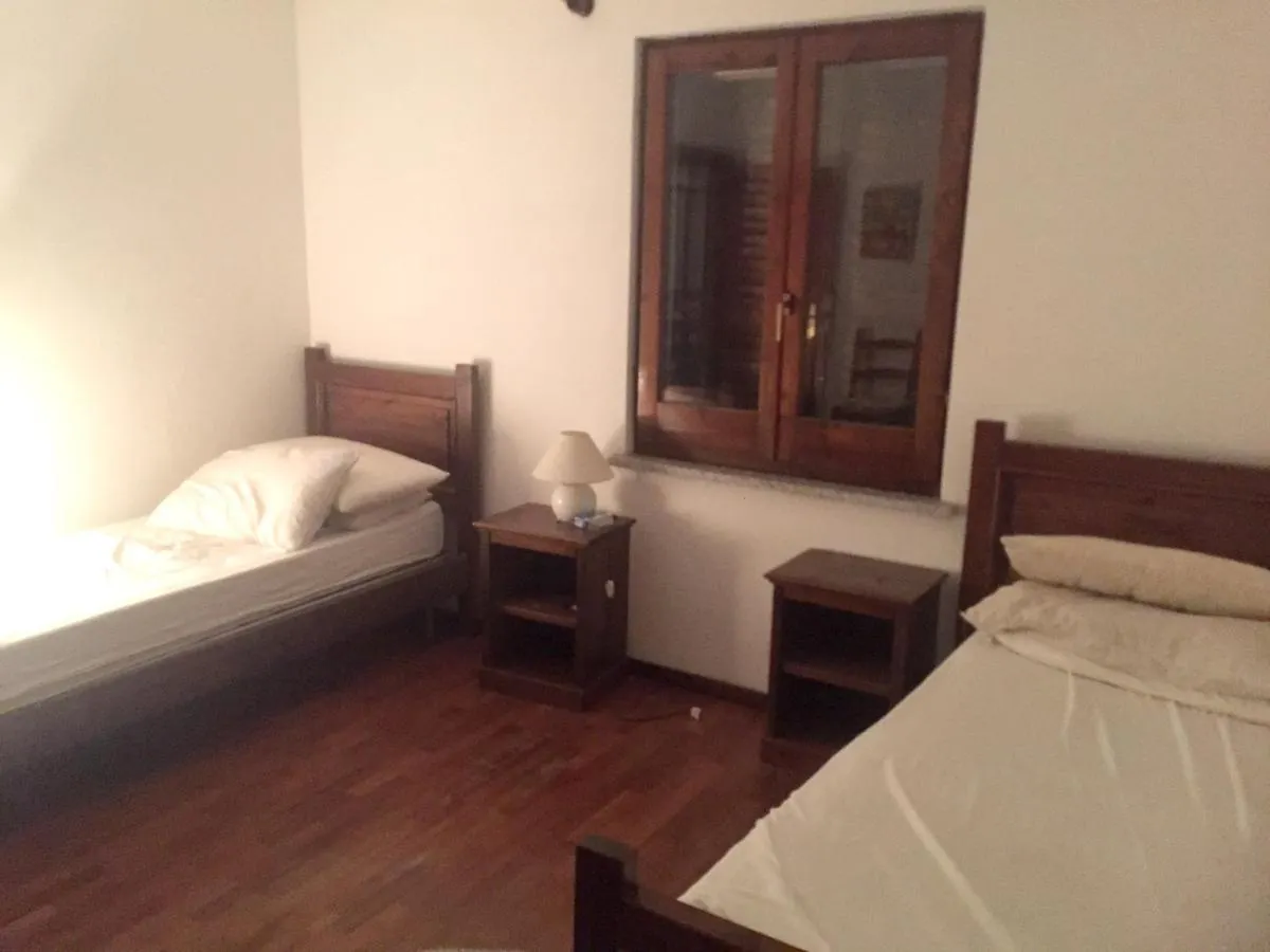 Apartment Suaredda City View Apartment: Beach Proximity & Furnished Balcony San Teodoro